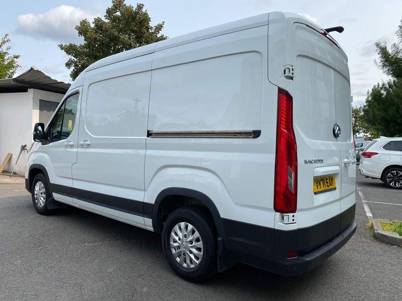 Maxus Deliver 9 2.0 D20 LUX FWD L2 H2 Euro 6 (s/s) 5dr